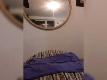 Fruttituttis  live sex cam