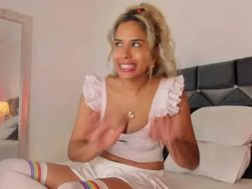 Giorgiina  live sex cam