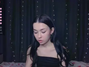 Kumaa  live sex cam