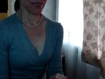 LadyL09  live sex cam