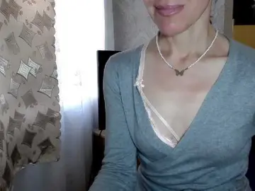 LadyL09  live sex cam