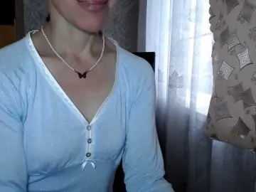 LadyL09  live sex cam