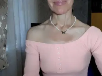 LadyL09  live sex cam