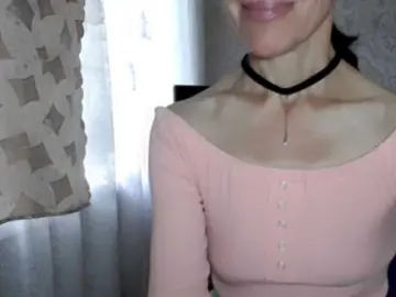 LadyL09  live sex cam