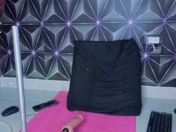 Megann9  live sex cam