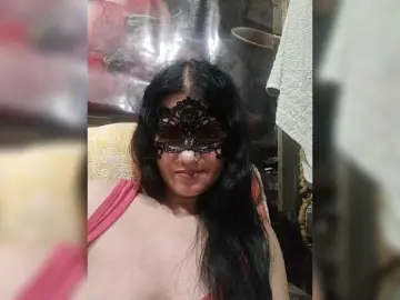 ZulfaMillers  live sex cam