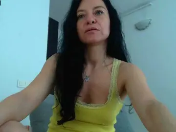 Blueyesbaby  live sex cam