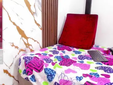 Lexxyy24  live sex cam