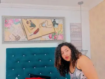 Meganrousx  live sex cam