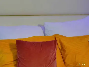 MayaMusee  live sex cam