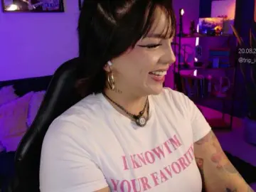 Tripinked  live sex cam