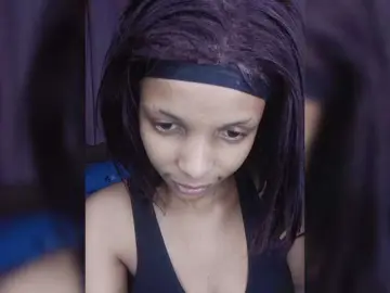 Vee-sexy10  live sex cam