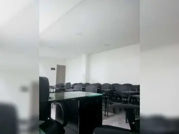 Kylee79  live sex cam