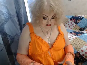 Livingnextdoor  live sex cam