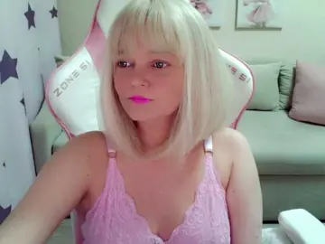 ChristieRoses  live sex cam