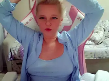 ChristieRoses  live sex cam