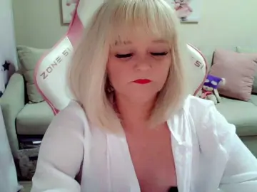 ChristieRoses  live sex cam