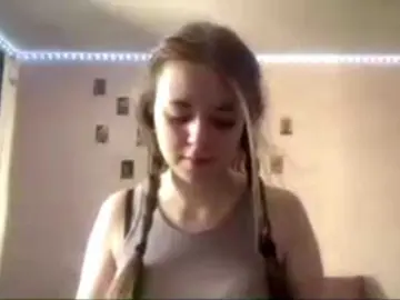 EvalynDetrick  live sex cam