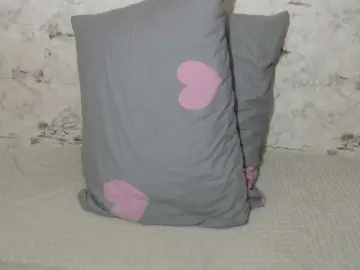 Kristina3  live sex cam