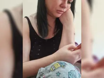 Kristina3  live sex cam