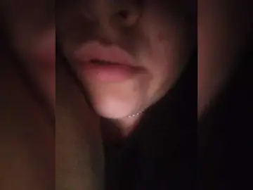 Mari-kis45  live sex cam