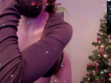 MyLittlegi  live sex cam