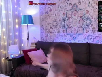 MyLittlegi  live sex cam