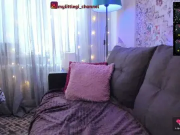 MyLittlegi  live sex cam
