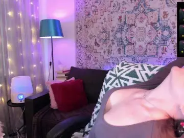 MyLittlegi  live sex cam