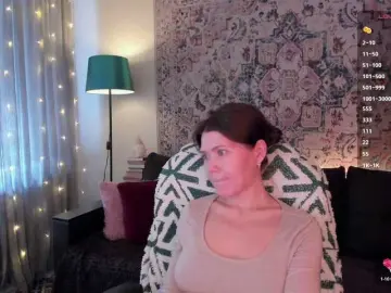 MyLittlegi  live sex cam