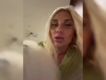 Tvoyasamka77  live sex cam