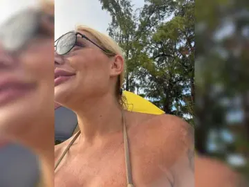 Tvoyasamka77  live sex cam