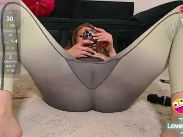 Victoriakim66  live sex cam