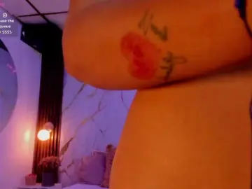 Hannawells  live sex cam