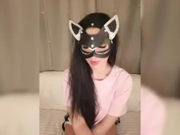 Ksenia7723  live sex cam