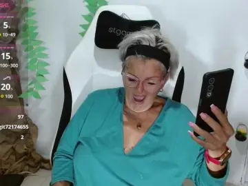 Bety-cum3  live sex cam