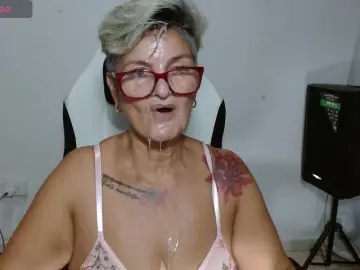 Bety-cum3  live sex cam