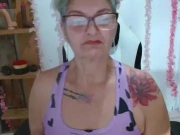 Bety-cum3  live sex cam