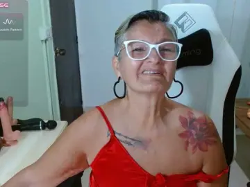 Bety-cum3  live sex cam