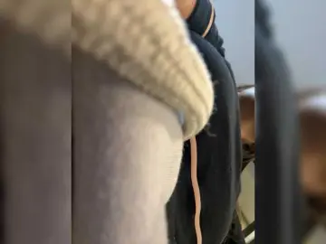 APRILHILL  live sex cam