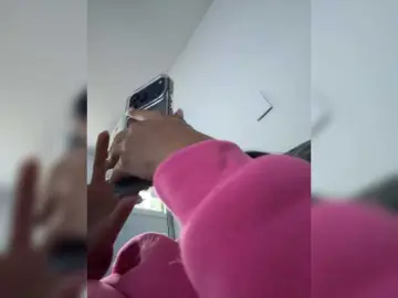 APRILHILL  live sex cam