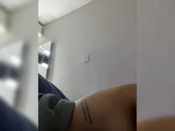 APRILHILL  live sex cam