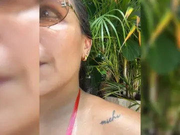 APRILHILL  live sex cam