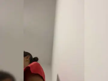 APRILHILL  live sex cam