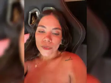 APRILHILL  live sex cam
