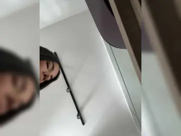 APRILHILL  live sex cam