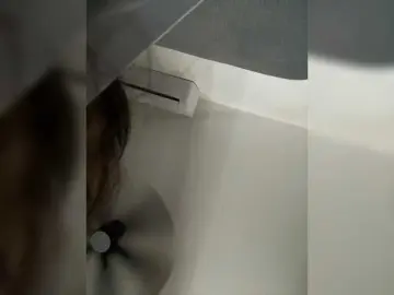 APRILHILL  live sex cam