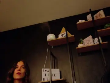 APRILHILL  live sex cam