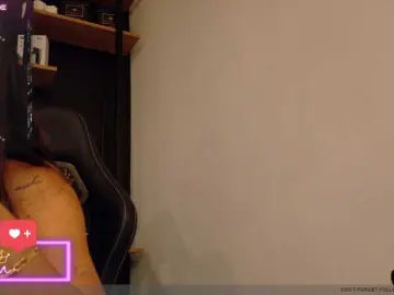 APRILHILL  live sex cam