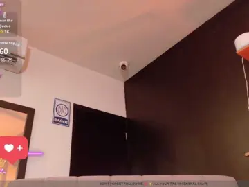 APRILHILL  live sex cam